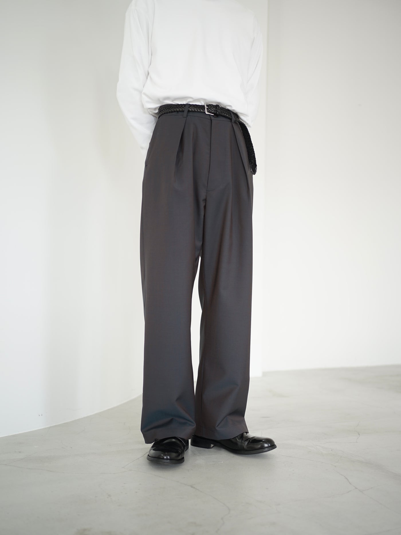 [Pre-order] Wool & Kid mohair Tropical tuck slacks