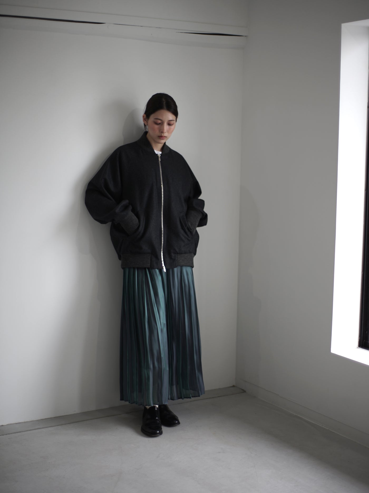 [Pre-order] Float furano minimalistic bomber jacket