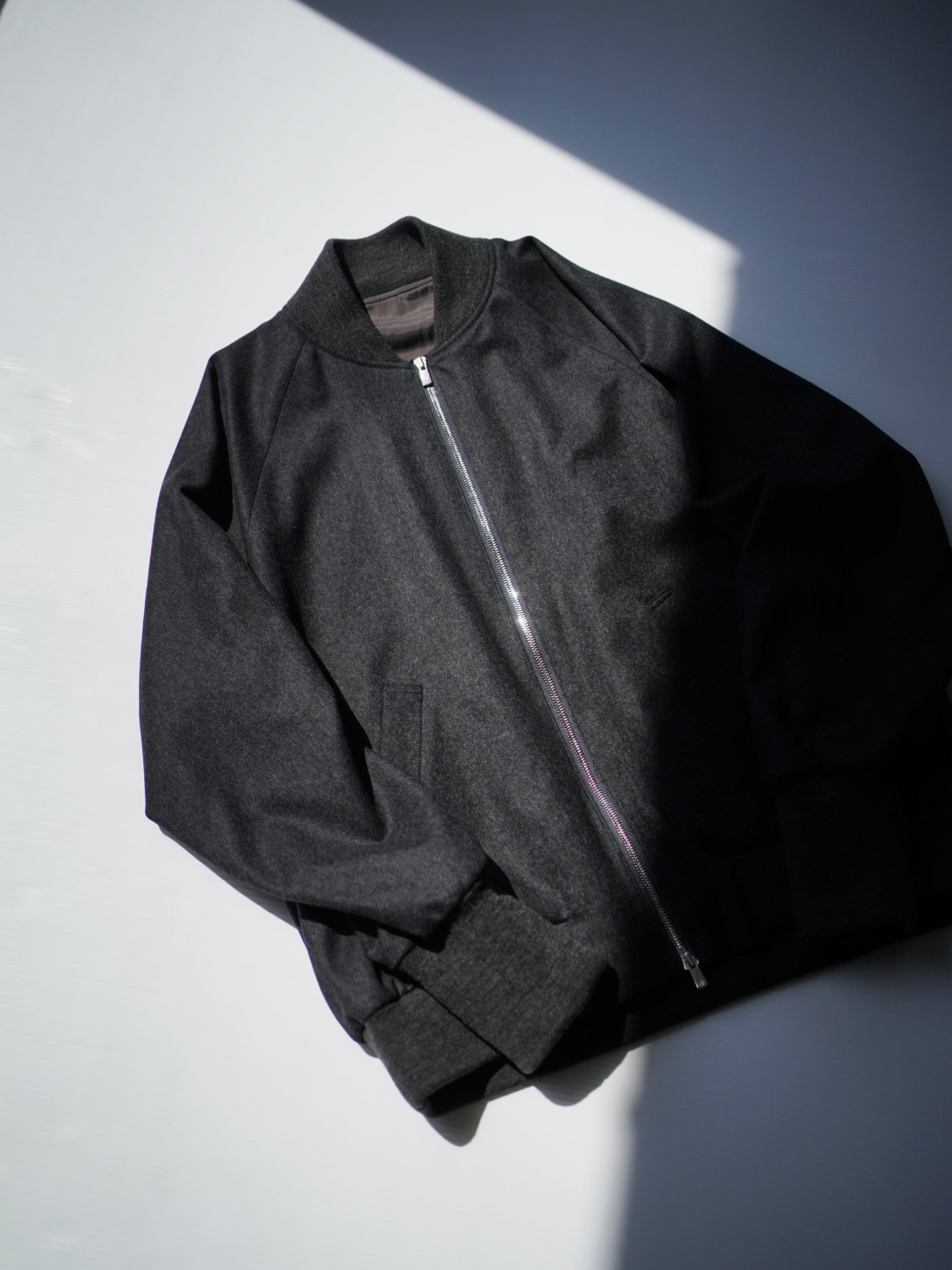 [Pre-order] Float furano minimalistic bomber jacket