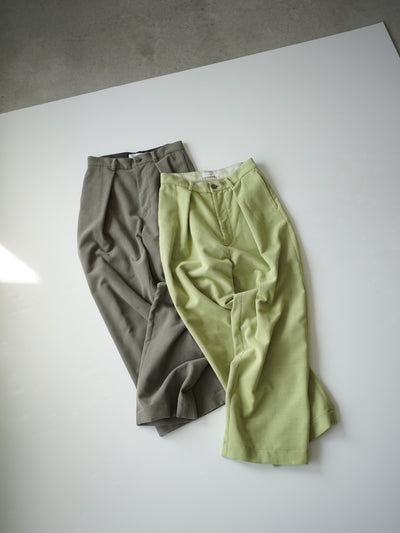 Wool & Cashmere corduroy tuck slacks