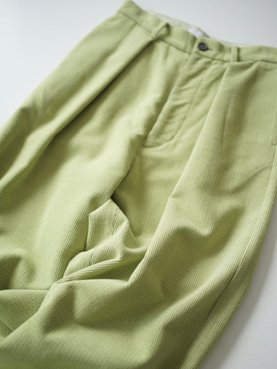 Wool & Cashmere corduroy tuck slacks