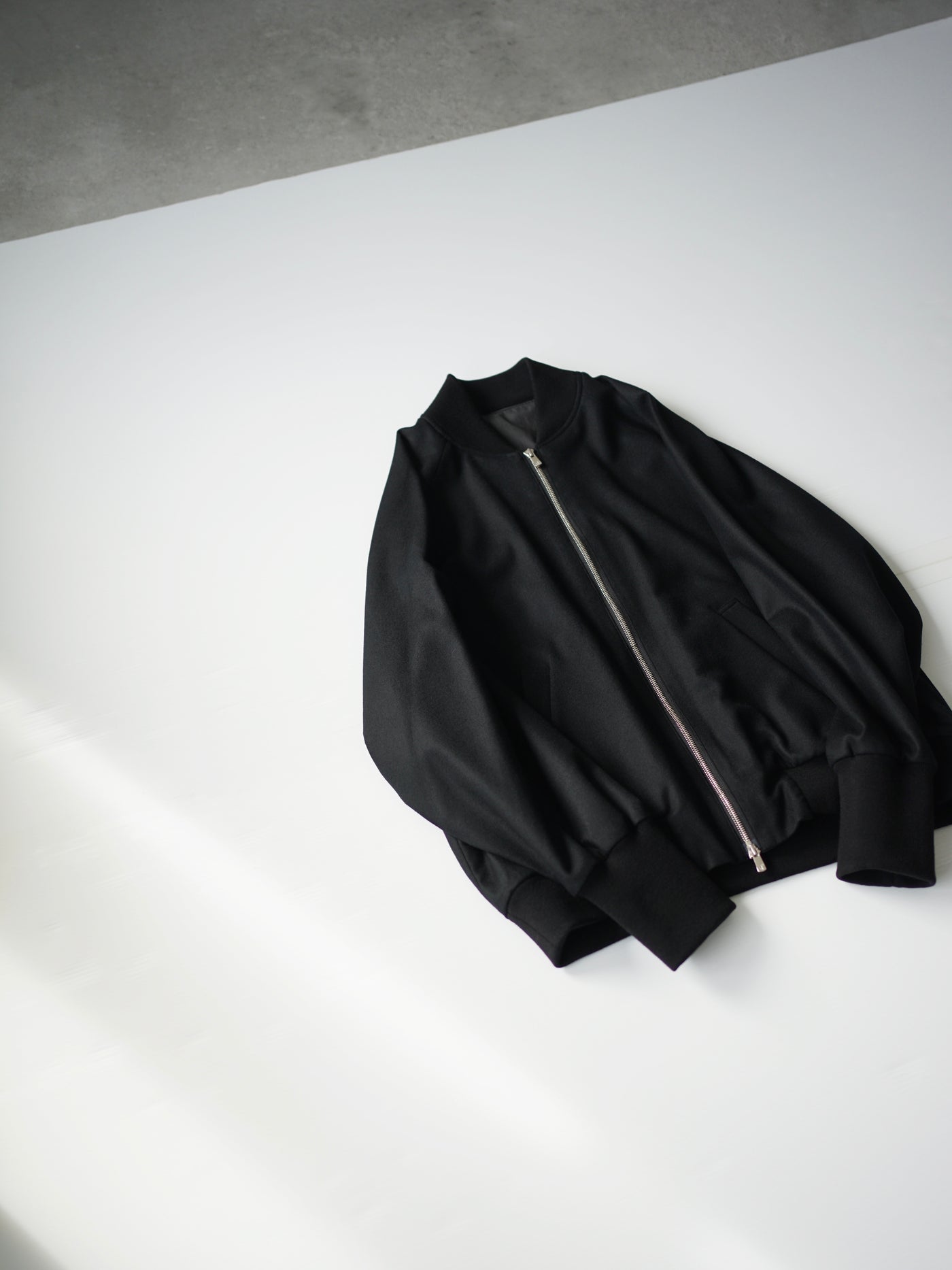 Float furano minimalistic bomber jacket