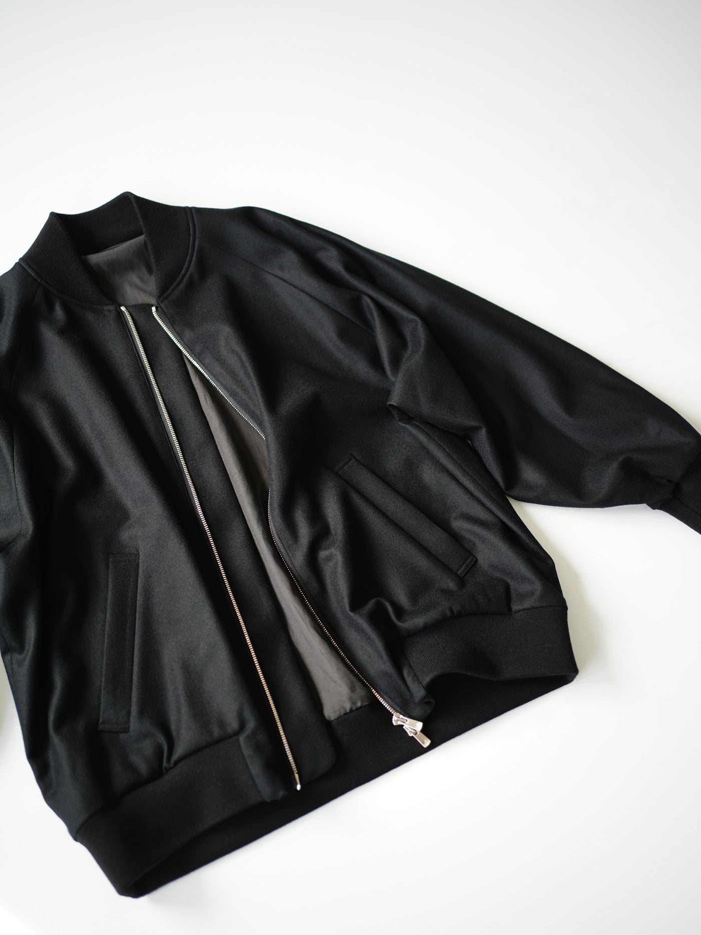 Float furano minimalistic bomber jacket