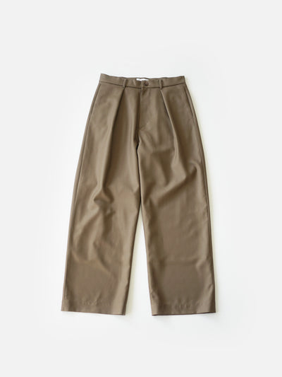 Super120`s wool twill tuck slacks